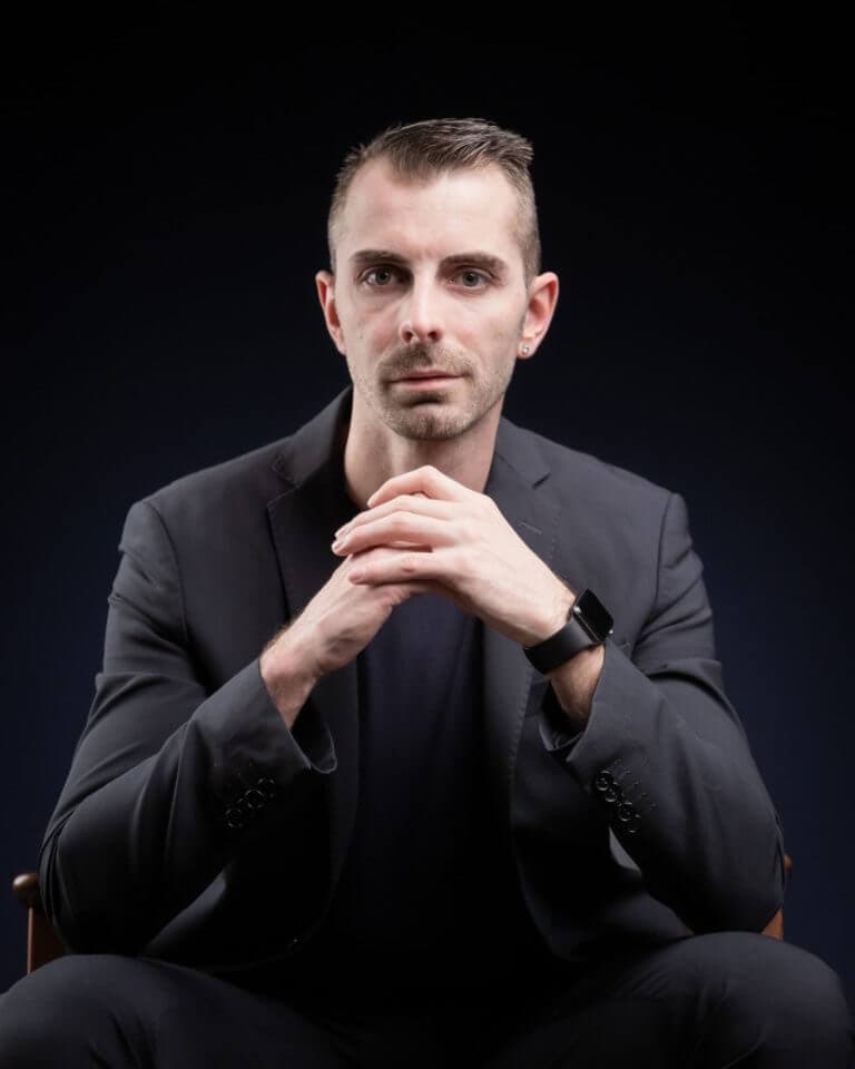 Oliver Albrecht ist Regisseur und Medienexperte für Personenmarken & Experten